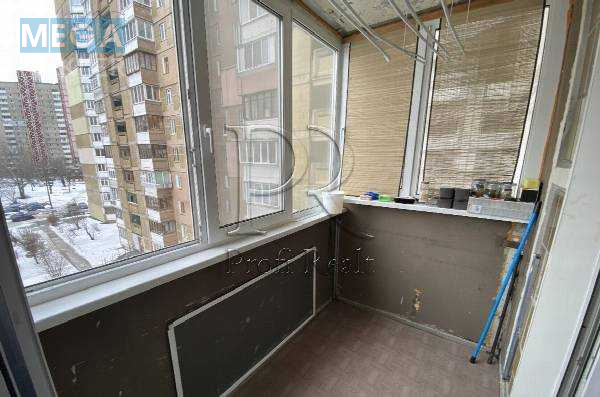 Продаж 3 кімнатної квартири (74/42/8), 5 пов. 13 пов. будинку, <a class="location-link" href="/kiev/" title="Недвижимость Київ">Київ</a>, <a class="location-link" href="/kiev/svyatoshinskij/" title="Недвижимость Святошинський район">Святошинський р-н</a>, Чорнобильська вулиця, 24/26 (изображение 9)