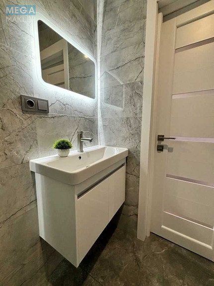 Продаж 1 кімнатної квартири (27/?/8), 3 пов. 4 пов. будинку, <a class="location-link" href="/sofievskaya-borshagovka/" title="Недвижимость Софіївська Борщагівка">Софіївська Борщагівка</a>, Героїв Небесної Сотні, 16/10 (изображение 16)