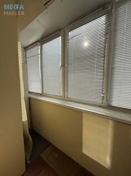 Продаж 3 кімнатної квартири (70/42/8), 9 пов. 10 пов. будинку, <a class="location-link" href="/brovary/" title="Недвижимость Бровари">Бровари</a>, Симона Петлюри, 17А (изображение 6)