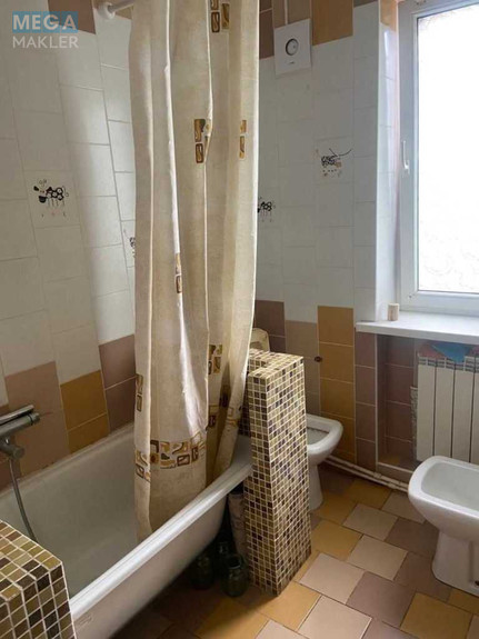 Оренда 1 кімнатної квартири, <a class="location-link" href="/kiev/" title="Недвижимость Київ">Київ</a>, <a class="location-link" href="/kiev/svyatoshinskij/" title="Недвижимость Святошинський район">Святошинський р-н</a>, Академіка Туполєва вул., 17Г (изображение 9)