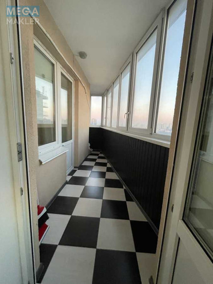 Оренда 1 кімнатної квартири, <a class="location-link" href="/kiev/" title="Недвижимость Київ">Київ</a>, <a class="location-link" href="/kiev/solomenskij/" title="Недвижимость Солом'янський район">Солом'янський р-н</a>, Ушинського вул., 14б (изображение 8)