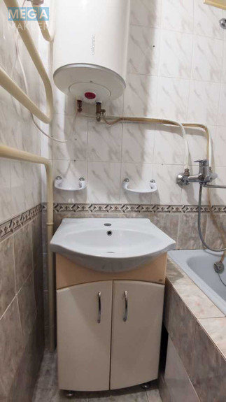 Оренда 3 кімнатної квартири, <a class="location-link" href="/kiev/" title="Недвижимость Київ">Київ</a>, <a class="location-link" href="/kiev/svyatoshinskij/" title="Недвижимость Святошинський район">Святошинський р-н</a>, Берестейский просп., 89а (изображение 8)