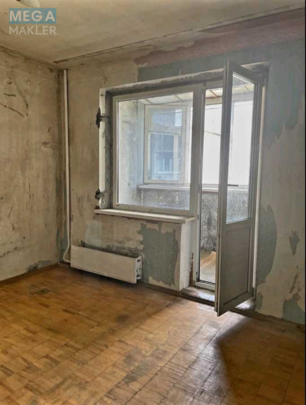 Продаж 3 кімнатної квартири (85/44/9), 16 пов. 16 пов. будинку, <a class="location-link" href="/kiev/" title="Недвижимость Київ">Київ</a>, <a class="location-link" href="/kiev/desnyanskij/" title="Недвижимость Деснянський район">Деснянський р-н</a>, Николая Закревского ул., 33 (изображение 9)