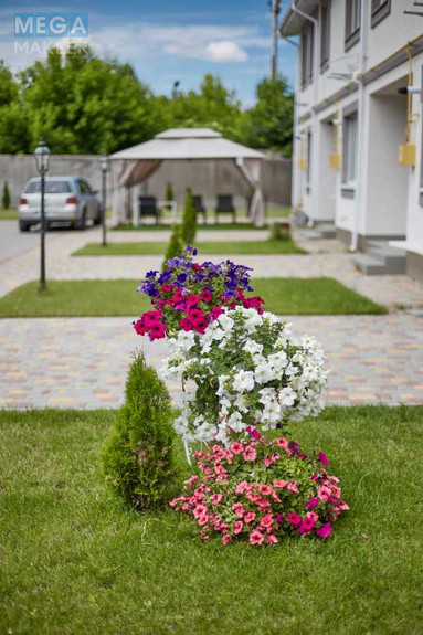 Продаж 2 кімнатної квартири (82/40/22), 2 пов. 2 пов. будинку, <a class="location-link" href="/borispol/" title="Недвижимость Бориспіль">Бориспіль</a>, ясна, 12 (изображение 2)