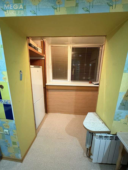 Продаж 1 кімнатної квартири (30/13/8,7), 3 пов. 9 пов. будинку, <a class="location-link" href="/kiev/" title="Недвижимость Київ">Київ</a>, <a class="location-link" href="/kiev/darnickij/" title="Недвижимость Дарницький район">Дарницький р-н</a>, Николая Бажана просп., 7в (изображение 2)