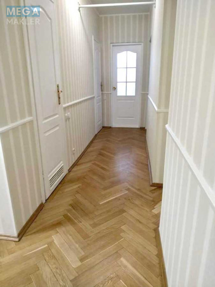 Продаж 3 кімнатної квартири (82/52/10), 16 пов. 16 пов. будинку, <a class="location-link" href="/kiev/" title="Недвижимость Київ">Київ</a>, <a class="location-link" href="/kiev/pecherskij/" title="Недвижимость Печерський район">Печерський р-н</a>, Генерала Алмазова вул., 6 (изображение 5)