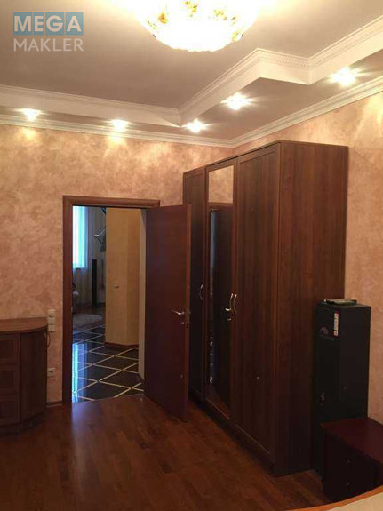 Оренда 2 кімнатної квартири, <a class="location-link" href="/kiev/" title="Недвижимость Київ">Київ</a>, <a class="location-link" href="/kiev/pecherskij/" title="Недвижимость Печерський район">Печерський р-н</a>, Евгения Гуцало пер., 5 (изображение 8)