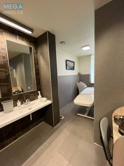 Продаж комерційної нерухомості, 68 кв.м, <a class="location-link" href="/kiev/" title="Недвижимость Київ">Київ</a>, <a class="location-link" href="/kiev/shevchenkovskij/" title="Недвижимость Шевченківський район">Шевченківський р-н</a>, Берестейський просп., 30 (изображение 8)