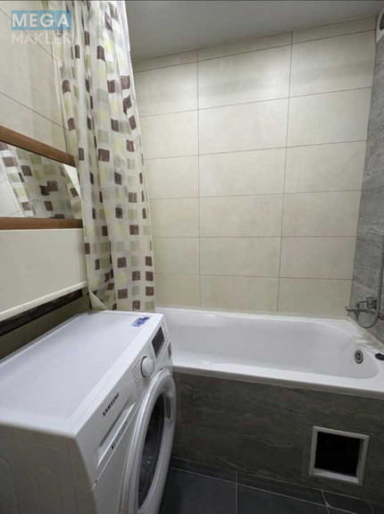 Продаж 3 кімнатної квартири (62/39/8), 8 пов. 9 пов. будинку, <a class="location-link" href="/chernigov/" title="Недвижимость Чернігів">Чернігів</a>, <a class="location-link" href="/chernigov/desnyanskij/" title="Недвижимость Деснянський район">Деснянський р-н</a>, Паркова, 7 (изображение 7)