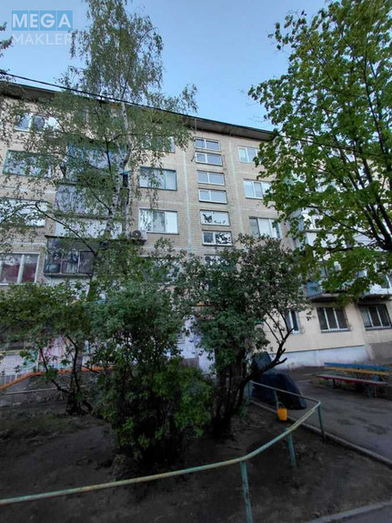 Оренда 1 кімнатної квартири, <a class="location-link" href="/kiev/" title="Недвижимость Київ">Київ</a>, <a class="location-link" href="/kiev/desnyanskij/" title="Недвижимость Деснянський район">Деснянський р-н</a>, Братиславська вул., 16 (изображение 10)