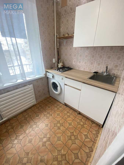 Оренда 1 кімнатної квартири, <a class="location-link" href="/kiev/" title="Недвижимость Київ">Київ</a>, <a class="location-link" href="/kiev/podolskij/" title="Недвижимость Подільський район">Подільський р-н</a>, Правды просп., 88 (изображение 9)