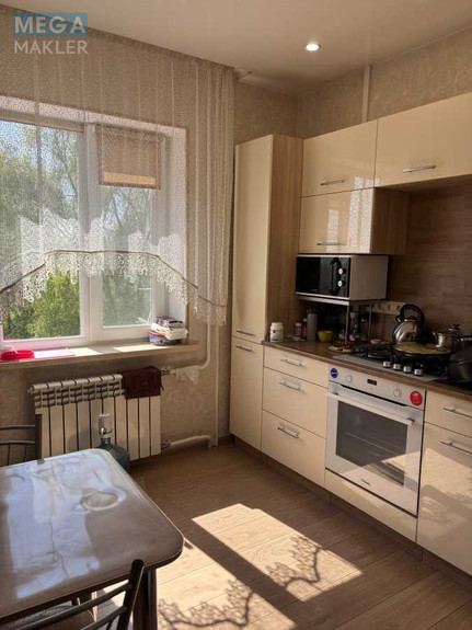 Продаж 3 кімнатної квартири (66/39/9), 4 пов. 5 пов. будинку, <a class="location-link" href="/borispol/" title="Недвижимость Бориспіль">Бориспіль</a>, Бежівка (изображение 2)