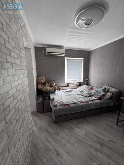 Продаж дома, 2 поверху, 178 кв.м, 7 кімнат, ділянка 4 сотки, <a class="location-link" href="/poltava/" title="Недвижимость Полтава">Полтава</a>, <a class="location-link" href="/poltava/kievskij/" title="Недвижимость Київський район">Київський р-н</a>, Прямокутний (изображение 4)