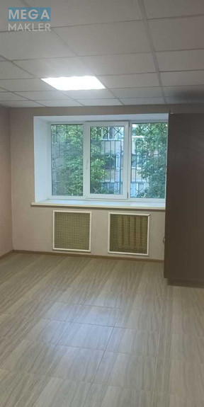 Продаж окремої будівлі/побудови, 257&nbsp;кв.м, <a class="location-link" href="/kiev/" title="Недвижимость Київ">Київ</a>, <a class="location-link" href="/kiev/svyatoshinskij/" title="Недвижимость Святошинський район">Святошинський р-н</a>, Гната Юри вул., 9 (изображение 4)