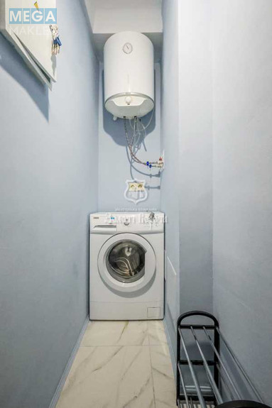 Продаж 1 кімнатної квартири (29,8/17/7), 5 пов. 9 пов. будинку, <a class="location-link" href="/kiev/" title="Недвижимость Київ">Київ</a>, <a class="location-link" href="/kiev/shevchenkovskij/" title="Недвижимость Шевченківський район">Шевченківський р-н</a>, Сікорського вул., 6 (изображение 8)
