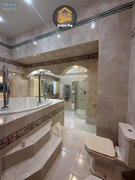 Оренда 5 кімнатної квартири, <a class="location-link" href="/kiev/" title="Недвижимость Київ">Київ</a>, <a class="location-link" href="/kiev/pecherskij/" title="Недвижимость Печерський район">Печерський р-н</a>, Академіка Богомольця вул., 5 (изображение 16)