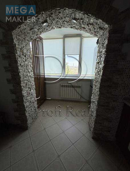 Продаж 1 кімнатної квартири (38/20/8), 4 пов. 5 пов. будинку, <a class="location-link" href="/kalinovka-pgt/" title="Недвижимость Калинівка">Калинівка</a>, Мыру улица, 5 (изображение 3)