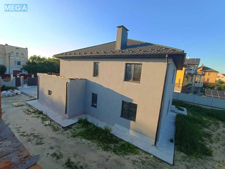 Продаж дома, 2&nbsp;поверху, 267&nbsp;кв.м, 5&nbsp;кімнат, ділянка 10&nbsp;соток, <a class="location-link" href="/pogreby-selo-kv-brovarskij-rajon/" title="Недвижимость Погреби">Погреби</a>, Ратушного, 6 (изображение 4)