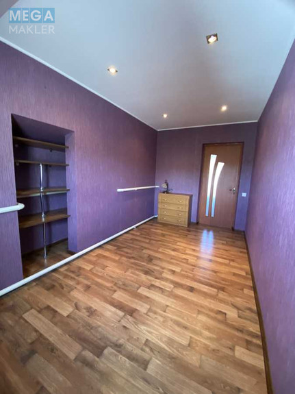 Продаж дома, 2 поверху, 207 кв.м, 6 кімнат, ділянка 8 соток, <a class="location-link" href="/borispol/" title="Недвижимость Бориспіль">Бориспіль</a>, Садова (изображение 13)