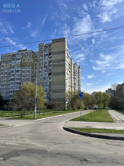 Продаж 3 кімнатної квартири (86/?/7,5), 3 пов. 16 пов. будинку, <a class="location-link" href="/kiev/" title="Недвижимость Київ">Київ</a>, <a class="location-link" href="/kiev/darnickij/" title="Недвижимость Дарницький район">Дарницький р-н</a>, Ревуцького вул., 13 (изображение 24)