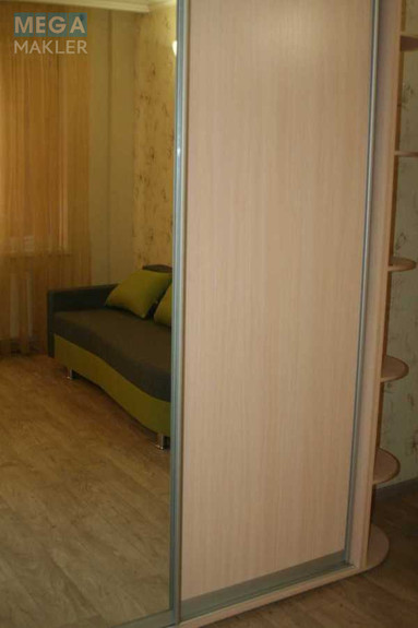 Оренда 1 кімнатної квартири, <a class="location-link" href="/odessa/" title="Недвижимость Одеса">Одеса</a>, <a class="location-link" href="/odessa/kievskij/" title="Недвижимость Київський район">Київський р-н</a>, Радужный, 19/4 (изображение 7)