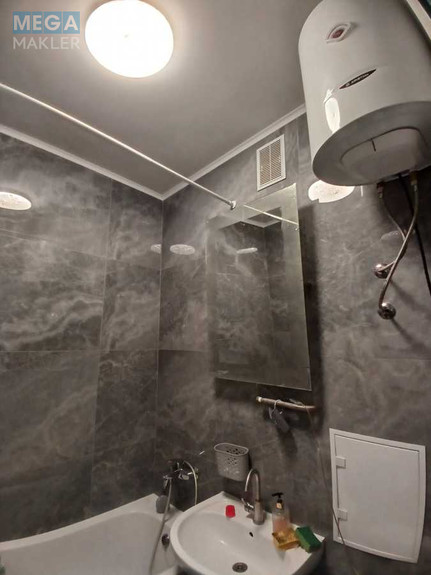 Оренда 3 кімнатної квартири, <a class="location-link" href="/kiev/" title="Недвижимость Київ">Київ</a>, <a class="location-link" href="/kiev/dneprovskij/" title="Недвижимость Дніпровський район">Дніпровський р-н</a>, Миру просп., 2 (изображение 10)
