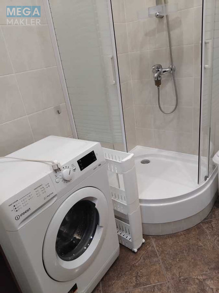 Оренда 1 кімнатної квартири, <a class="location-link" href="/kiev/" title="Недвижимость Київ">Київ</a>, <a class="location-link" href="/kiev/darnickij/" title="Недвижимость Дарницький район">Дарницький р-н</a>, Армянская ул., 6а (изображение 5)