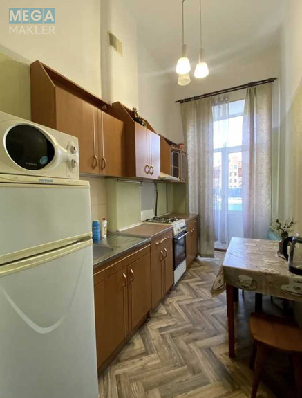 Продаж 1 кімнатної квартири (30/13/8), 5 пов. 6 пов. будинку, <a class="location-link" href="/kiev/" title="Недвижимость Київ">Київ</a>, <a class="location-link" href="/kiev/pecherskij/" title="Недвижимость Печерський район">Печерський р-н</a>, Саксаганського вул., 12а (изображение 2)