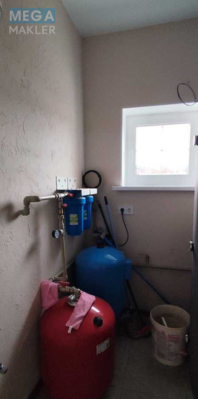 Продаж дома, 2 поверху, 160 кв.м, 4 кімнати, ділянка 8 соток, <a class="location-link" href="/lyutizh-selo/" title="Недвижимость Лютіж">Лютіж</a>, Патріотів (изображение 18)