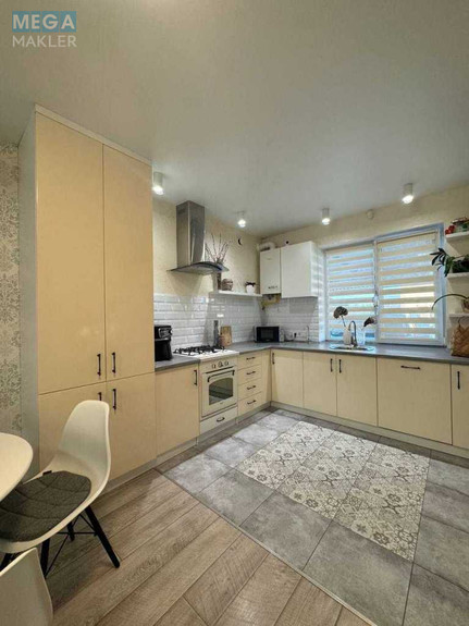 Продаж дома, 1 поверх, 86 кв.м, 3 кімнати, ділянка 2 сотки, <a class="location-link" href="/fursy/" title="Недвижимость Фурсі">Фурси</a>, Львівська (изображение 13)