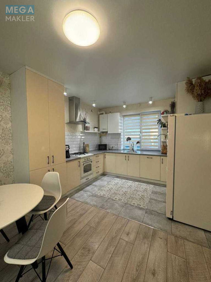 Продаж дома, 1 поверх, 86 кв.м, 3 кімнати, ділянка 2 сотки, <a class="location-link" href="/fursy/" title="Недвижимость Фурсі">Фурси</a>, Львівська (изображение 14)