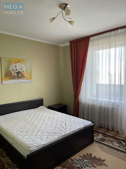 Оренда 3 кімнатної квартири, <a class="location-link" href="/kiev/" title="Недвижимость Київ">Київ</a>, <a class="location-link" href="/kiev/darnickij/" title="Недвижимость Дарницький район">Дарницький р-н</a>, Анни Ахматової вул., 18 (изображение 8)