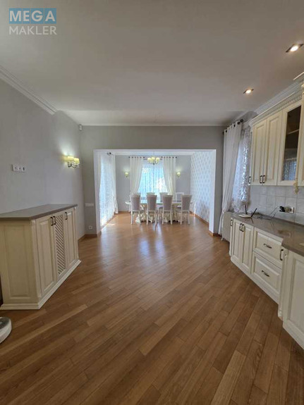 Продаж дома, 3 поверху, 496 кв.м, 6 кімнат, ділянка 15 соток, <a class="location-link" href="/belaya-tserkov/" title="Недвижимость Біла Церква">Біла Церква</a>, Вокзальна (изображение 4)