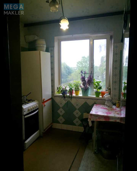 Продаж 3 кімнатної квартири (68,5/42/7,3), 3 пов. 9 пов. будинку, <a class="location-link" href="/kiev/" title="Недвижимость Київ">Київ</a>, <a class="location-link" href="/kiev/dneprovskij/" title="Недвижимость Дніпровський район">Дніпровський р-н</a>, Курнатовського вул., 4 (изображение 7)