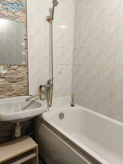 Оренда 1 кімнатної квартири, <a class="location-link" href="/kiev/" title="Недвижимость Київ">Київ</a>, <a class="location-link" href="/kiev/svyatoshinskij/" title="Недвижимость Святошинський район">Святошинський р-н</a>, Берестейський просп., 91 (изображение 8)