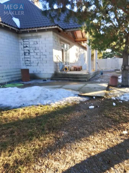 Продаж дома, 2 поверху, 310 кв.м, 7 кімнат, ділянка 15 соток, <a class="location-link" href="/putrovka/" title="Недвижимость Путрівка">Путрівка</a>, Нахімова, 4 (изображение 3)