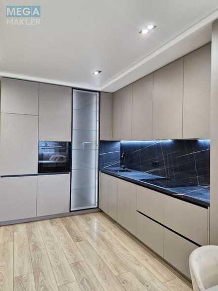 Продаж 2 кімнатної квартири (70/29,4/22,1), 3 пов. 25 пов. будинку, <a class="location-link" href="/kiev/" title="Недвижимость Київ">Київ</a>, <a class="location-link" href="/kiev/podolskij/" title="Недвижимость Подільський район">Подільський р-н</a>, Генерала Грекова вул., 2 (изображение 2)