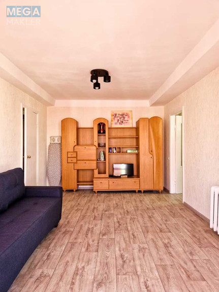 Оренда 2 кімнатної квартири, <a class="location-link" href="/kiev/" title="Недвижимость Київ">Київ</a>, <a class="location-link" href="/kiev/pecherskij/" title="Недвижимость Печерський район">Печерський р-н</a>, Велика Васильківська вул., 45 (изображение 3)