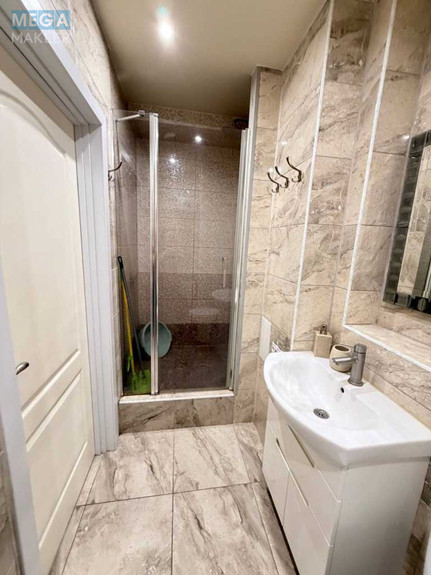 Оренда 2 кімнатної квартири, <a class="location-link" href="/kiev/" title="Недвижимость Київ">Київ</a>, <a class="location-link" href="/kiev/pecherskij/" title="Недвижимость Печерський район">Печерський р-н</a>, Михаила Бойчука ул., 34 (изображение 6)