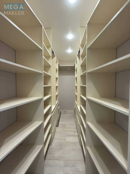 Продаж 3 кімнатної квартири (96/51/14), 10 пов. 22 пов. будинку, <a class="location-link" href="/kiev/" title="Недвижимость Київ">Київ</a>, <a class="location-link" href="/kiev/podolskij/" title="Недвижимость Подільський район">Подільський р-н</a>, Європейського Союзу просп., 19а (изображение 12)