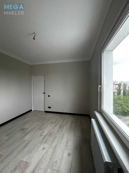 Продаж 3 кімнатної квартири (96/51/14), 10 пов. 22 пов. будинку, <a class="location-link" href="/kiev/" title="Недвижимость Київ">Київ</a>, <a class="location-link" href="/kiev/podolskij/" title="Недвижимость Подільський район">Подільський р-н</a>, Європейського Союзу просп., 19а (изображение 17)