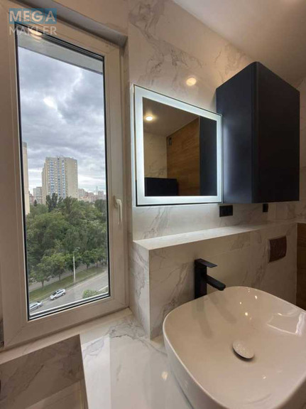 Продаж 3 кімнатної квартири (96/51/14), 10 пов. 22 пов. будинку, <a class="location-link" href="/kiev/" title="Недвижимость Київ">Київ</a>, <a class="location-link" href="/kiev/podolskij/" title="Недвижимость Подільський район">Подільський р-н</a>, Європейського Союзу просп., 19а (изображение 19)