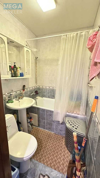 Продаж 2 кімнатної квартири (45/?/5,8), 4 пов. 5 пов. будинку, <a class="location-link" href="/nikolaev/" title="Недвижимость Миколаїв">Миколаїв</a>, <a class="location-link" href="/nikolaev/leninskij/" title="Недвижимость Ленінський район">Ленінський р-н</a>, Будівельників, 14А (изображение 8)