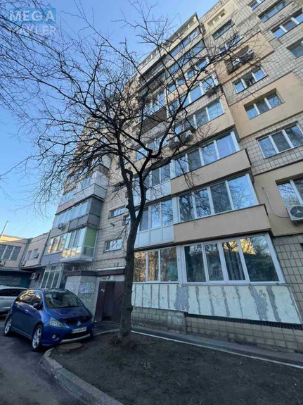 Продаж 1 кімнатної квартири (38/21/7), 9 пов. 9 пов. будинку, <a class="location-link" href="/kiev/" title="Недвижимость Київ">Київ</a>, <a class="location-link" href="/kiev/goloseevskij/" title="Недвижимость Голосіївський район">Голосіївський р-н</a>, Полковника Потехина ул., 12 (изображение 10)