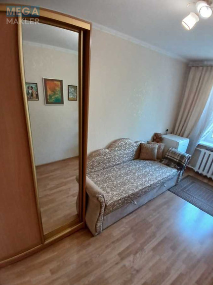 Оренда кімнати (підселення), <a class="location-link" href="/kiev/" title="Недвижимость Київ">Київ</a>, <a class="location-link" href="/kiev/dneprovskij/" title="Недвижимость Дніпровський район">Дніпровський р-н</a>, Андрія Малишка вул., 31 (изображение 4)