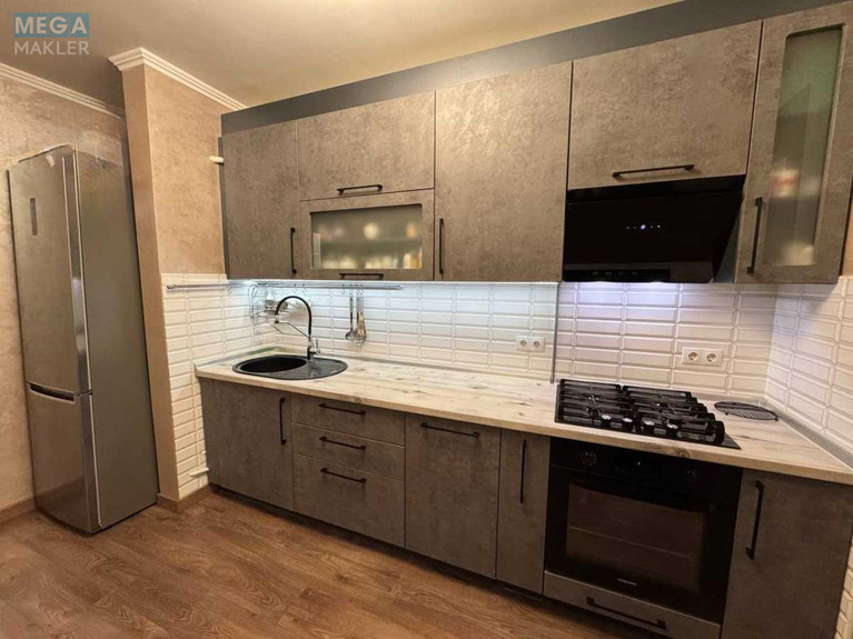 Продаж 3 кімнатної квартири (60/36/9), 1 пов. 8 пов. будинку, <a class="location-link" href="/rovno/" title="Недвижимость Рівне">Рівне</a>, Волинської Дивізії, 9 (изображение 2)