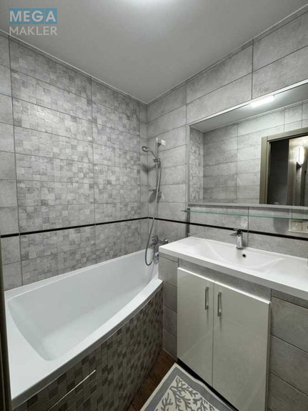 Продаж 3 кімнатної квартири (60/36/9), 1 пов. 8 пов. будинку, <a class="location-link" href="/rovno/" title="Недвижимость Рівне">Рівне</a>, Волинської Дивізії, 9 (изображение 11)