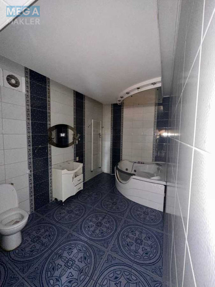 Продаж 8 кімнатної квартири (658/266/27), 1 пов. 3 пов. будинку, <a class="location-link" href="/rovno/" title="Недвижимость Рівне">Рівне</a>, Озерянка (изображение 7)