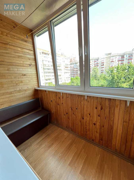 Оренда 3 кімнатної квартири, <a class="location-link" href="/kiev/" title="Недвижимость Київ">Київ</a>, <a class="location-link" href="/kiev/desnyanskij/" title="Недвижимость Деснянський район">Деснянський р-н</a>, Костянтина Данькевича вул., 17 (изображение 15)
