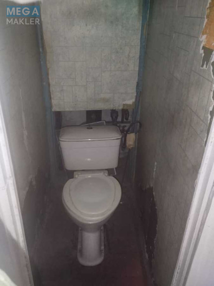 Продаж 3 кімнатної квартири (69/42/8,2), 10 пов. 16 пов. будинку, <a class="location-link" href="/kiev/" title="Недвижимость Київ">Київ</a>, <a class="location-link" href="/kiev/podolskij/" title="Недвижимость Подільський район">Подільський р-н</a>, Георгія Гонгадзе просп., 3Б (изображение 11)